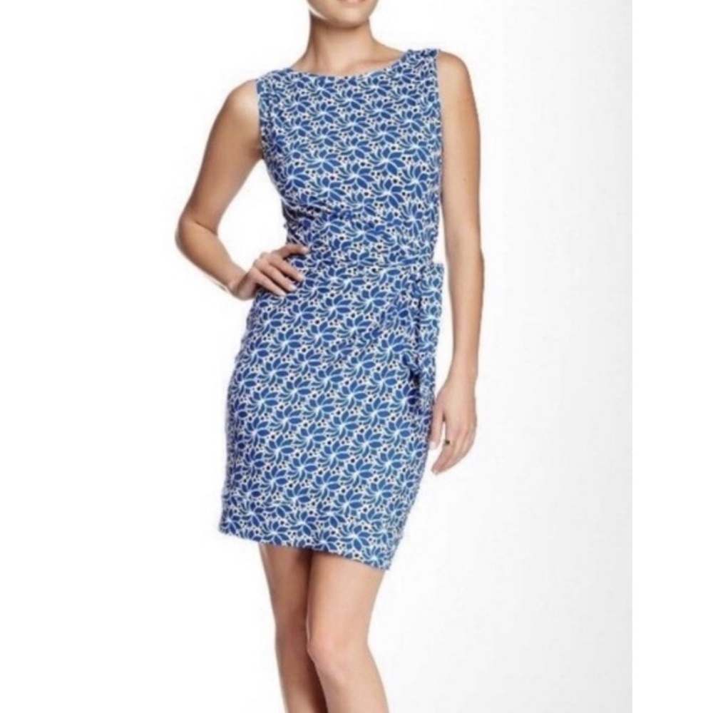 DVF Diane von Furstenberg New Della Lace Petals Blue Floral Stretch Jersey Dress